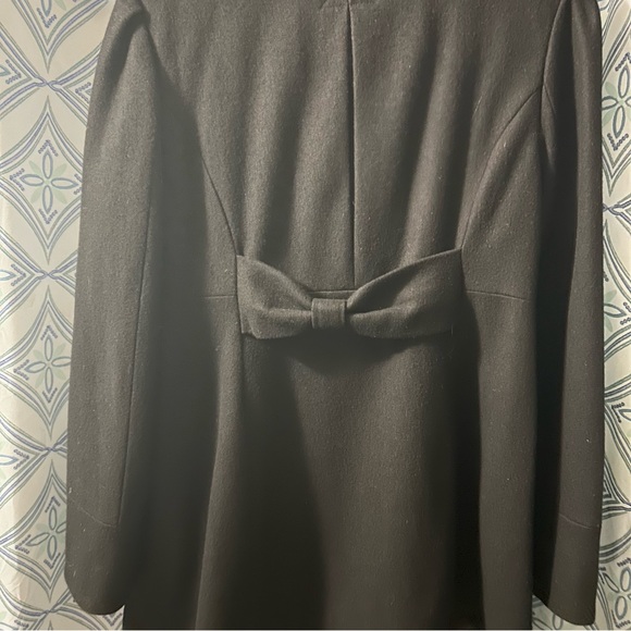 EUC Guess Women's Elegant Black Peacoat w/ Flared Fit and Button Detail CLASSIC! - Picture 10 of 16